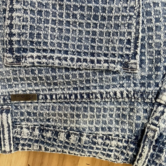 Blue and white Jean shorts |M - Picture 3 of 4